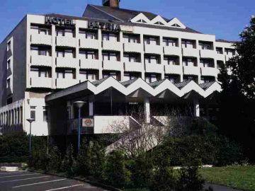 Hotel Patria Pecs Ngoại thất bức ảnh
